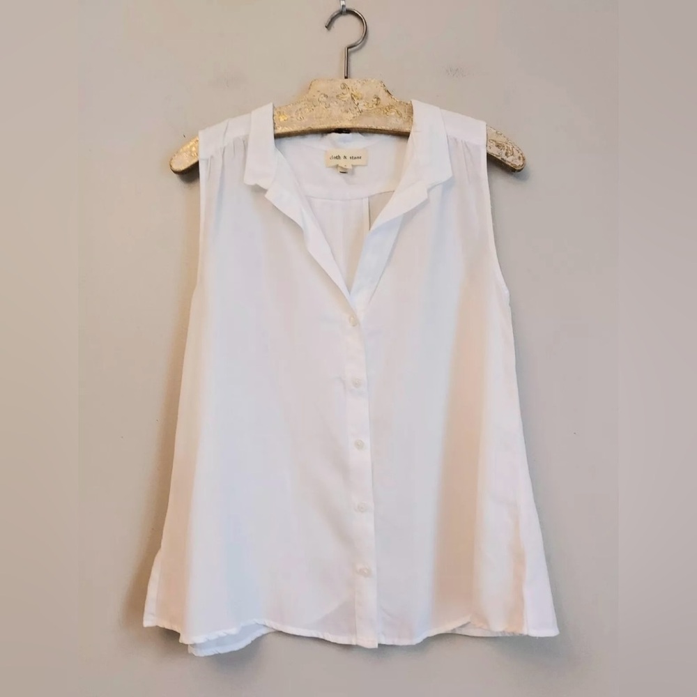Cloth & Stone White Sleeveless Blouse with Notched Collar